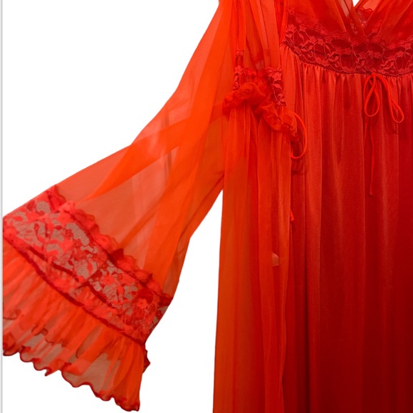Vintage Jenelle of California Red  Nylon Peignoir Set Hollywood Style - Picture 3 of 6